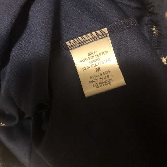 ✨PRICE DROP✨
Cute Shirt - Picture 3 of 3